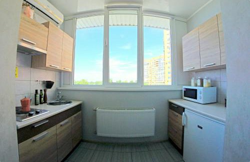 Dzerzhyns'kyi District Apartment | 54a Tselinogradskaia Str at Alekseevka underground