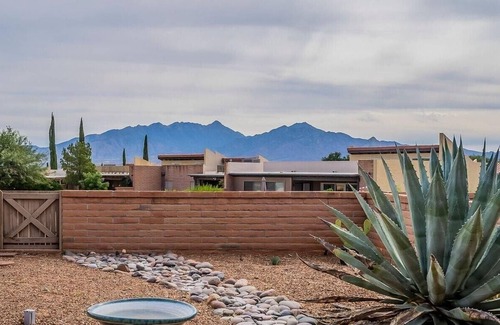 Green Valley House | 55+ Active Adult Community, panoramic mountain views, GVR rec center amenities