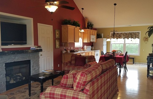 Taylorsville Cottage | 55- Lake & Bourbon Trail Getaway
