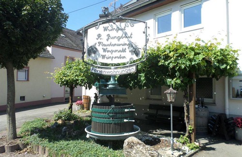 Oberemmel Apartment | 55 m² Apartment ∙ 1 bedroom ∙ 4 guests