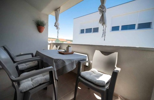 Sukosan Apartment | 55 m² Apartment ∙ 2 bedrooms ∙ 4 guests