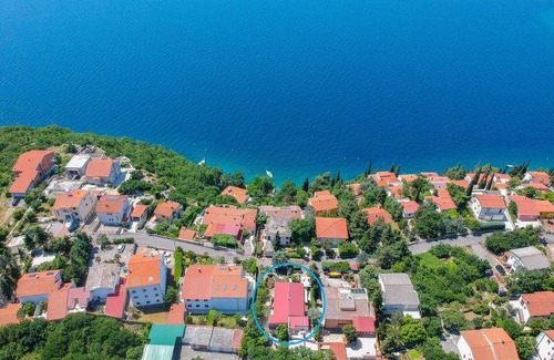 Jadranovo Apartment | 55 m² Apartment ∙ 2 bedrooms ∙ 4 guests