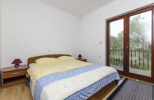 Jadrtovac Apartment | 55 m² Apartment ∙ 2 bedrooms ∙ 5 guests