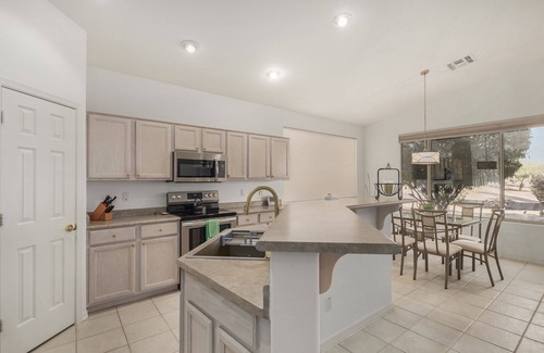 Gold Canyon House | 55+ Mountain Brook Village Golf and Mountain Views.