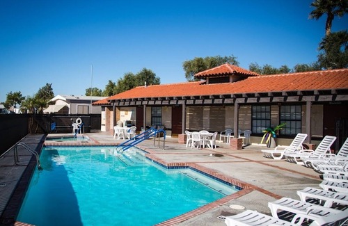 Yuma House | 55+ PARK MODEL HOME