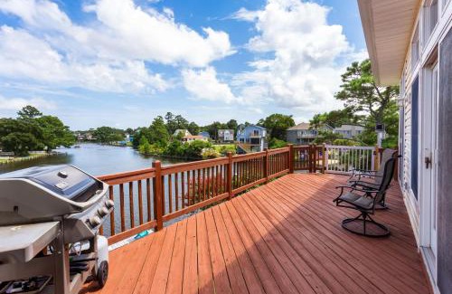 Colington Harbour House | 5511 Outer Banks Escape Canalfront
