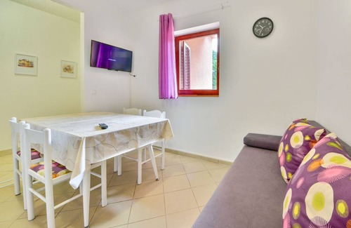 Sibinj Krmpotski Apartment | 56 m² Apartment ∙ 2 bedrooms ∙ 5 guests