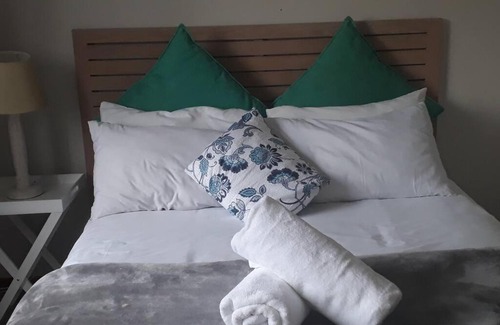 Port Alfred Apartment | 56 Settler Sands - Lovely apartment near beach