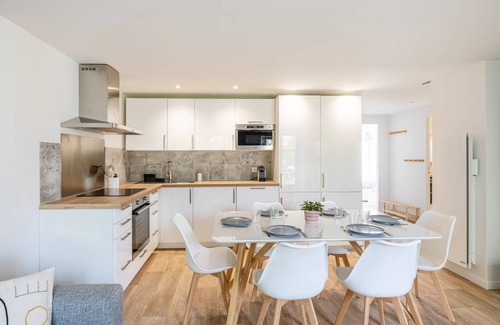 Coupvray Apartment | 57 m² Apartment ∙ 2 bedrooms ∙ 8 guests