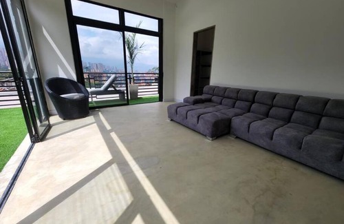 Buenos Aires House | 57 Oasis Las palmas lleras provenza