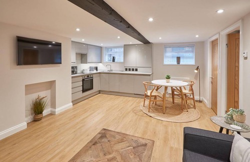 Whitby Apartment | 58 m² Apartment ∙ 1 bedroom ∙ 2 guests