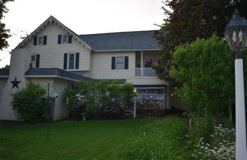 Willow Street Bed & Breakfast | 588 m² Bed and breakfast ∙ 5 guests