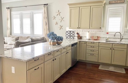 Sea Isle City Condo | 5904 Landis Avenue Unit 206