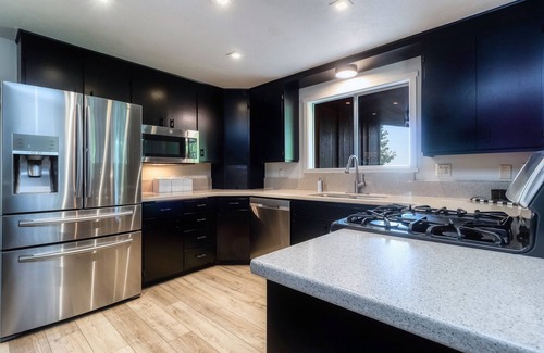 Walla Walla House | 5b/4bath w/Hot tub in Walla Walla Valley!
