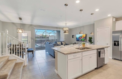 Loughman House | 5bd 4.5bth Resort Villa w/Pool★20mins to Disney