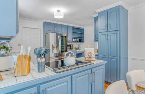 High Point House | 5BD Family Oasis, Pool, FirePit, Bball, PingPong