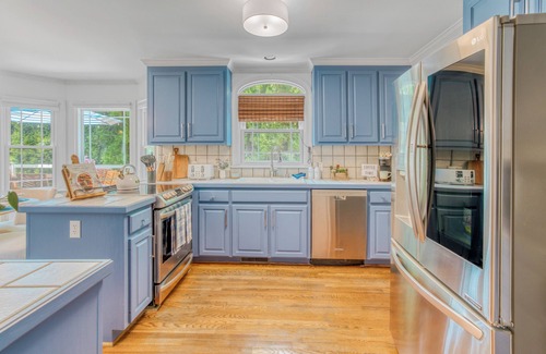 High Point House | 5BD Family Oasis, Pool, FirePit, Bball, PingPong