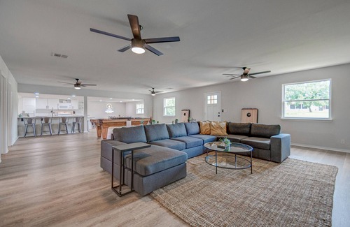 Kingston House | 5Bdrm Local Boat Ramp Pool Table PetsCon