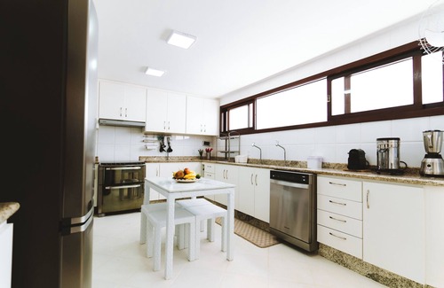 Regiao dos Lagos Villa | 5BR Beachfront Villa with Daily Staff – Ideal for Families & Groups