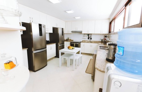 Regiao dos Lagos Villa | 5BR Beachfront Villa with Daily Staff – Ideal for Families & Groups