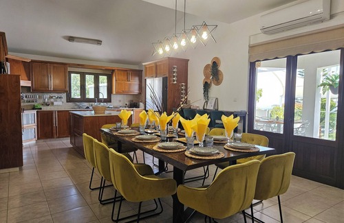 Pano Lefkara Villa | 5BR Lux Villa - Sleeps 13 - Saltwater Pool - Outdoor Bar - Fireplace - Lefkara