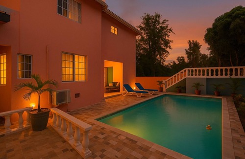 Tower Isle Villa | 5BR Oceanview Villa with Chef, Pool & Beach Access – Sleeps 14, Ocho Rios