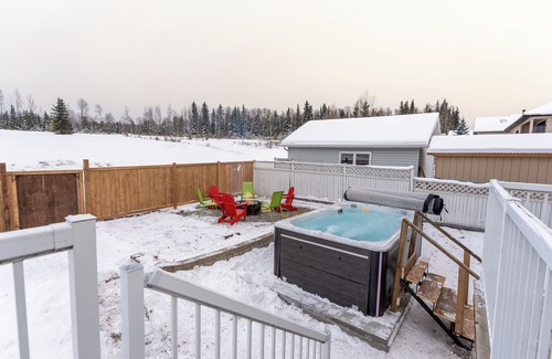 Hinton House | 5Br Private Pool Hot Tub Pool Table