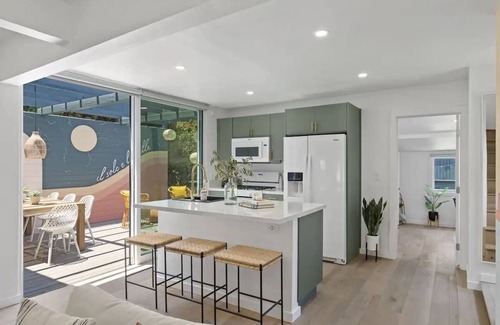 Little Italy House | 5BR (Sleeps 12!) Downtown Little Italy Home w/Outdoor Space