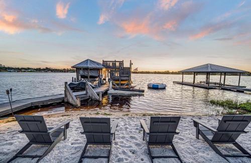 Lake Placid House | 5Br Sleeps 16 Private Pool-Dog Friendly-Fire Pit