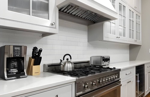 Washington Heights House | 5BR Townhouse Near Times Square | Rooftop Patio