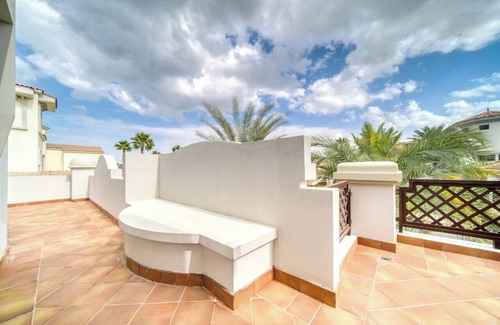 Palm Jumeirah Villa | 5BR VILLA WITH MAID ROOM AND BEACH ACCESS PALM JUMEIRAHn