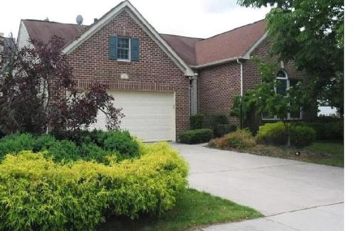 Greentree Villa | 5BRwithBand&Piano setup Private Gym Theater&Entry at Cherry Hill
