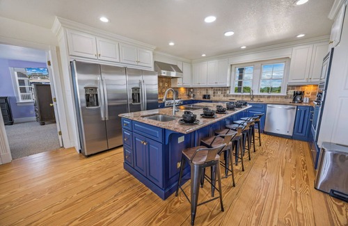 Corolla House | $5k off: 14BR Oceanfront | Sleeps 32 -3 Acres | Weddings & Retreats
