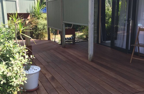 Matarangi Apartment | 5km of stunning silky white sand & crystal water is just a 2 minute walk away