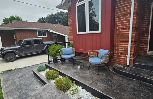 Perth South House | 5min walk to St. Marys Golf & Country Club. nFamily & Pet Friendly bungelow.