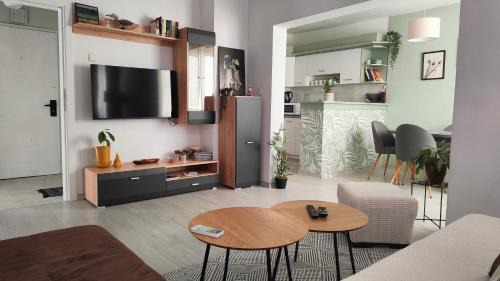 Iskar Apartment | 5munutes from the airport & 15 from the City center