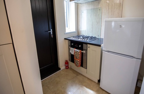 Sunderland House | 5Star serviced Homes- Free WiFi & parking, office