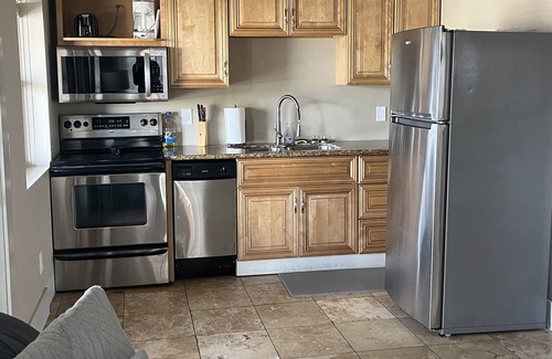Cliff - Cannon Apartment | 5th Avenue Suites Unit 1