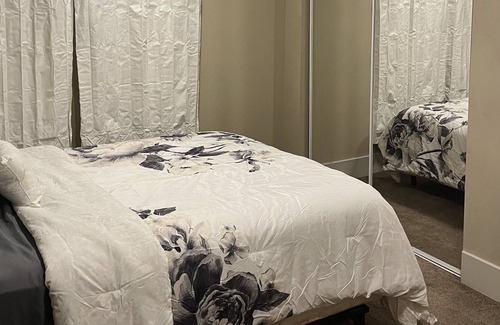 Cliff - Cannon Apartment | 5th Avenue Suites Unit 1