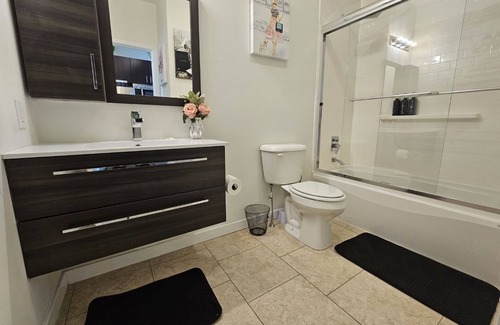 Passyunk Square Apartment | 5th Avenue Vibes