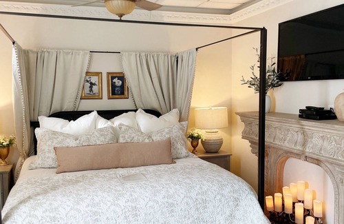American Fork Bed & Breakfast | 5th East Hall Bed & Breakfast