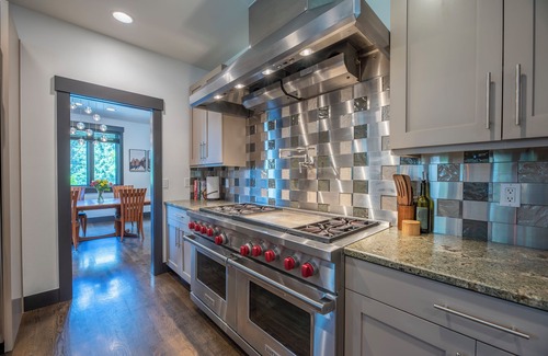 Auburn House | 5th Hole Luxury Gated House on golf course green with Pool and Ping Pong