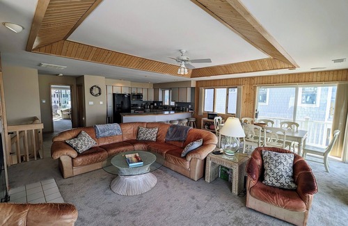 Stone Harbor House | 5th Home from Beach: Relaxing Family Stay w/5 bedroom, 3.5 bath, & L2 EV Charge