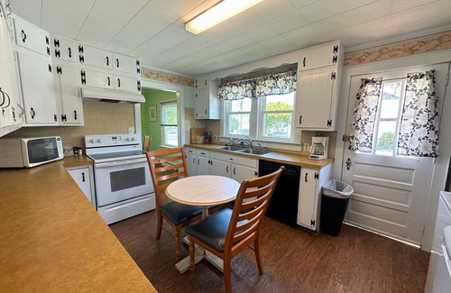 Ocean City House | 5th St Downtown Beach House - 4 Bedroom/2 Bath