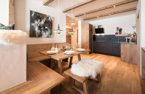 Warth Apartment | 6-11 person chalet - Lux Alp Chalet