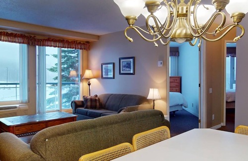 Beaupre Condo | 6-301 : Condo - 2 bedrooms - sleeps 6