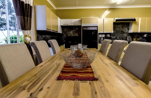 Greater Johannesburg Metropolitan Area House | 6-9 bedroom house for group trips
