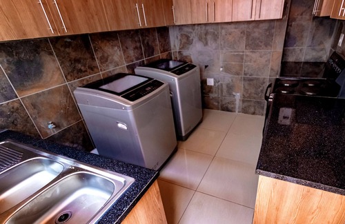 Greater Johannesburg Metropolitan Area House | 6-9 bedroom house for group trips