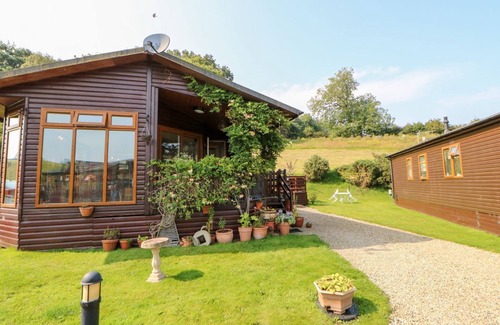 Tunstall Cottage | 6 Badgers Retreat