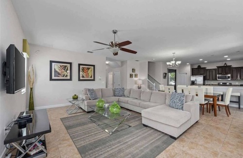 Davenport House | 6 Bd Luxury Villa in Championsgate with Private Pool